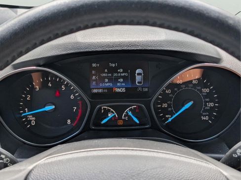 Used 2017 Ford Escape Titanium AWD/4WD image 14