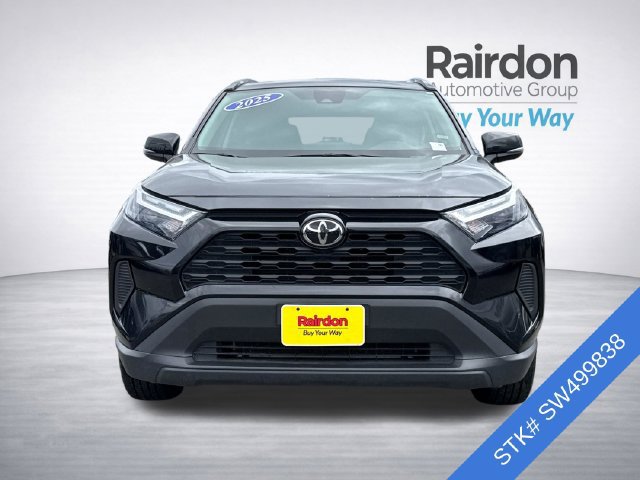 Used 2025 Toyota RAV4 XLE AWD/4WD image 2
