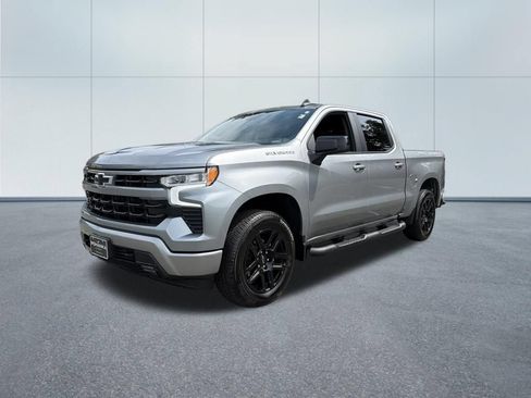 Used 2025 Chevrolet Silverado 1500 RST w/ Convenience Package II AWD/4WD image 2