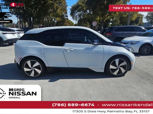 Used 2017 BMW i3 94Ah w/Range Extender image 2