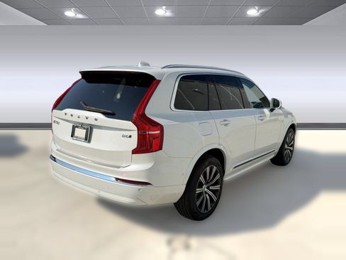 Used 2024 Volvo XC90 B6 Plus w/ Protection Package Premier AWD/4WD image 9