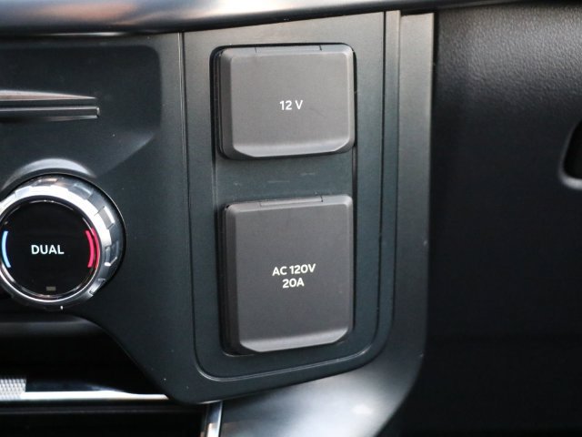 Used 2025 Ford F150 Raptor AWD/4WD image 28