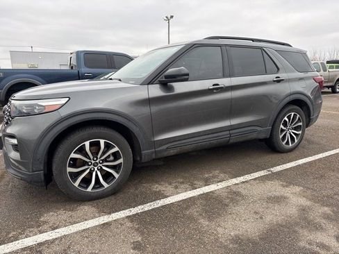 Certified 2020 Ford Explorer ST w/ Premium Technology Package image 2
