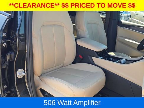 Used 2023 Jeep Grand Cherokee L Limited w/ Luxury Tech Group II RWD image 17