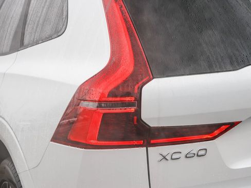 New 2026 Volvo XC60 B5 Core w/ Climate Package image 11