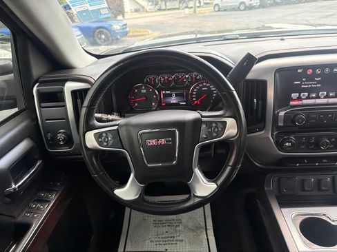 Used 2015 GMC Sierra 1500 SLE w/ SLE Value Package RWD image 2