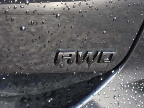 Used 2024 Chevrolet Equinox LS w/ LS Convenience Package image 13