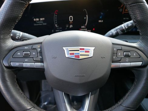 Used 2024 Cadillac XT4 Sport image 27