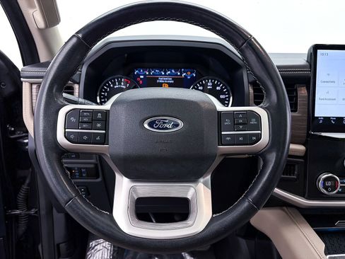 Used 2024 Ford Expedition Limited RWD image 32