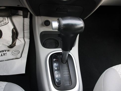 Used 2008 Hyundai Accent SE FWD image 8