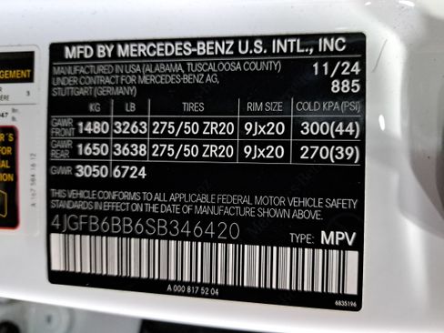 Certified 2025 Mercedes-Benz GLE 53 AMG 4MATIC image 37
