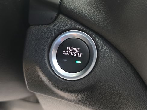 Used 2022 Chevrolet Equinox LT FWD image 18