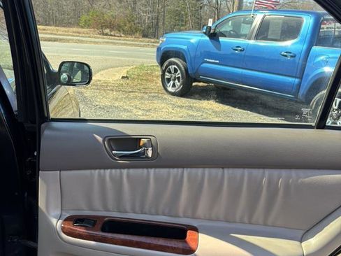 Used 2006 Toyota Camry V6 image 18