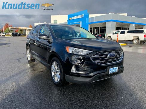 Used 2022 Ford Edge Titanium image 1