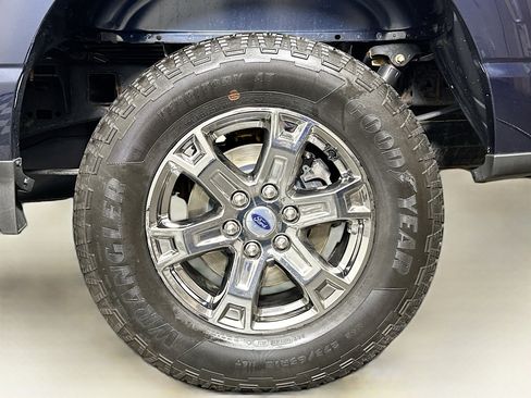 Used 2022 Ford F150 Lariat image 11