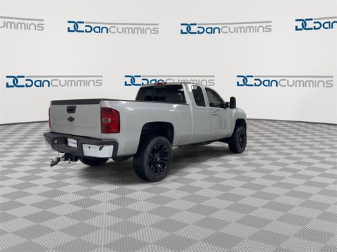 Used 2011 Chevrolet Silverado 2500 LTZ w/ LTZ Plus Package image 8