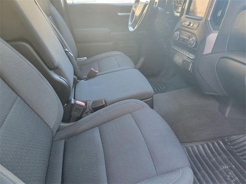 Certified 2023 Chevrolet Silverado 1500 Custom image 18