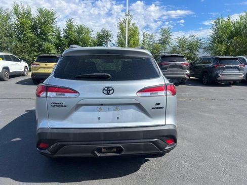 Used 2024 Toyota Corolla Cross AWD Hybrid image 6