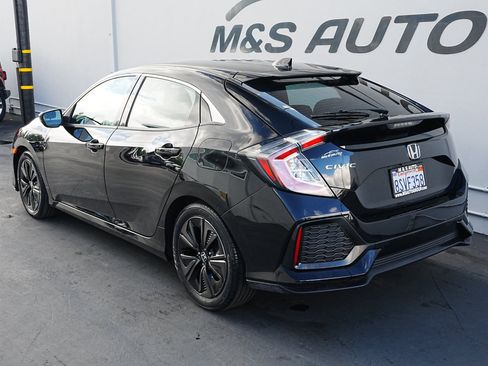 Used 2018 Honda Civic EX image 5