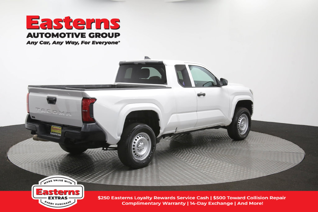 Used 2025 Toyota Tacoma SR RWD image 38