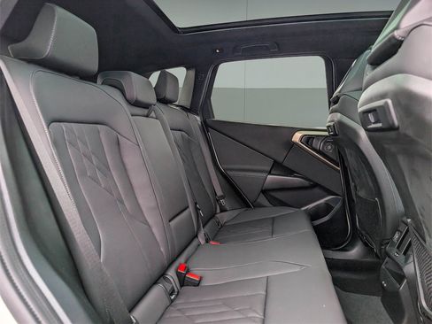 Used 2025 BMW X3 xDrive30i w/ Convenience Package image 19