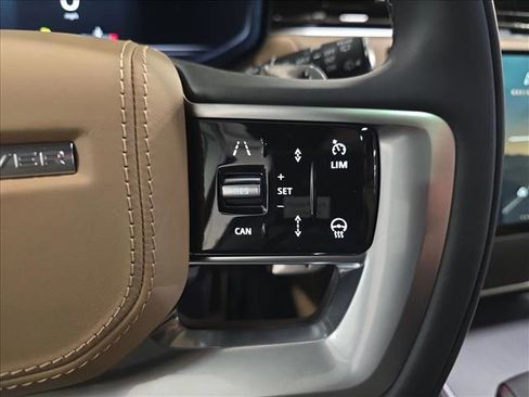 New 2026 Land Rover Range Rover Long Wheelbase SE image 20