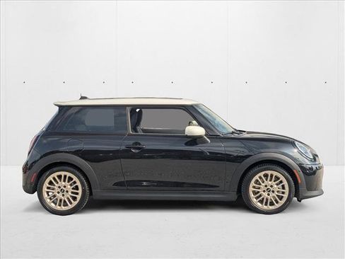 Certified 2025 MINI Cooper S image 4
