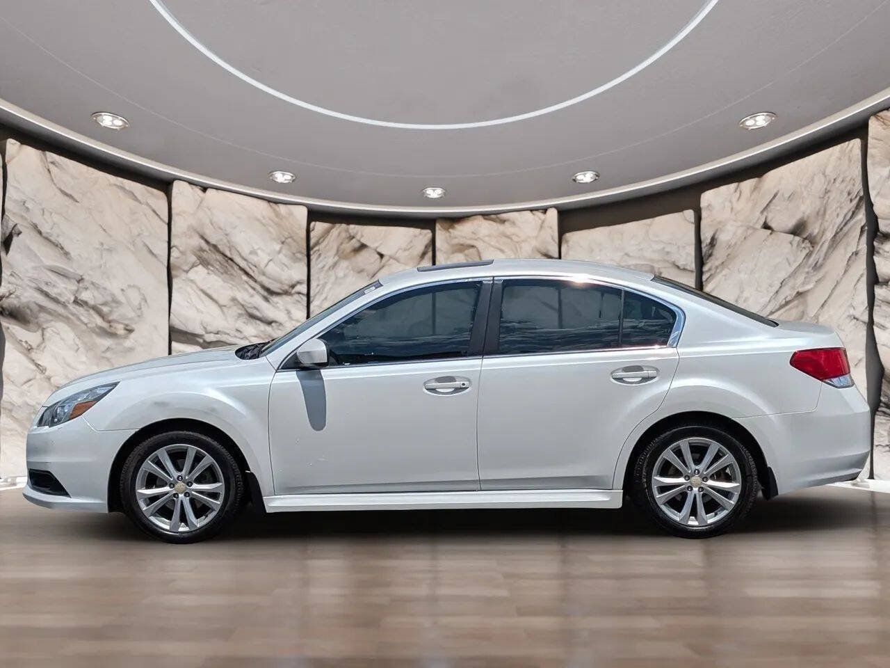 Used 2013 Subaru Legacy 2.5i Premium w/ All-Weather Pkg + Moonroof AWD/4WD image 3