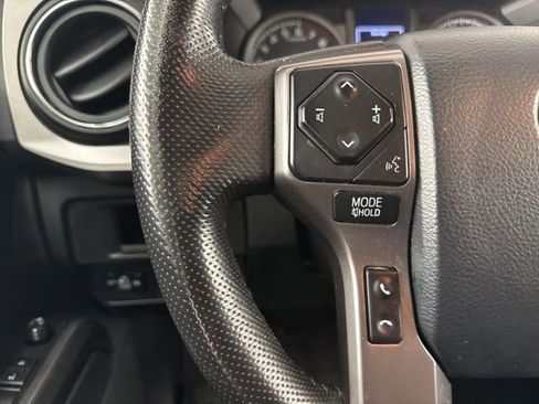 Used 2019 Toyota Tacoma SR5 image 17