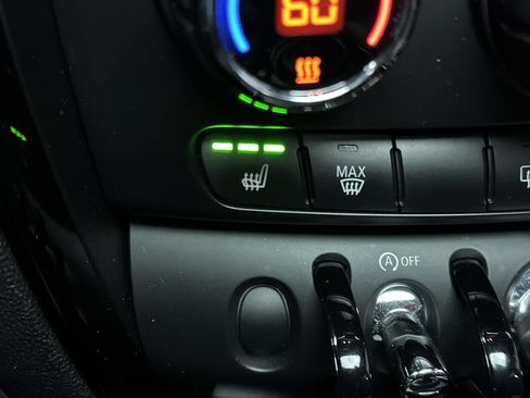 Used 2021 MINI Cooper Clubman S AWD/4WD image 22