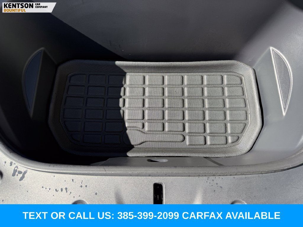 Used 2023 Tesla Model Y Long Range AWD/4WD image 34