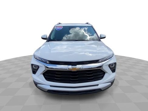 Used 2024 Chevrolet TrailBlazer LT w/ Driver Confidence Package AWD/4WD image 5