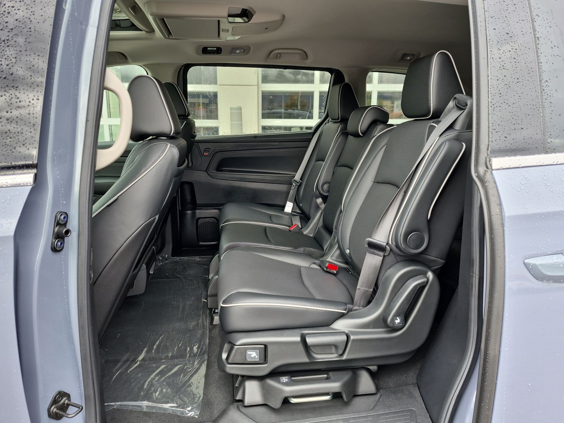 New 2027 Honda Odyssey Elite image 16