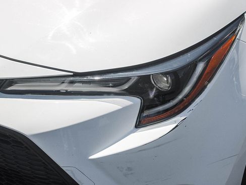 Used 2022 Toyota Corolla LE FWD image 5