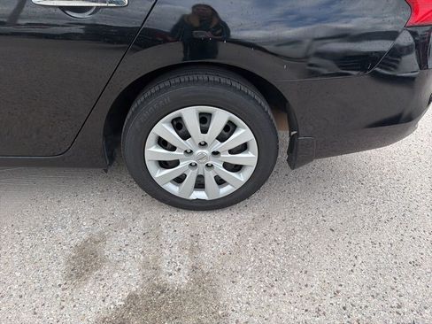 Used 2018 Nissan Sentra S image 8