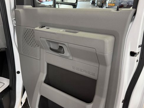 Used 2023 Ford E-350 and Econoline 350 Super Duty w/ Power Windows & Locks Group RWD image 9