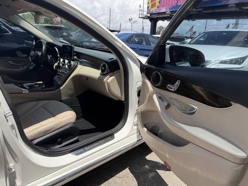 Used 2015 Mercedes-Benz C 300 Sedan image 22