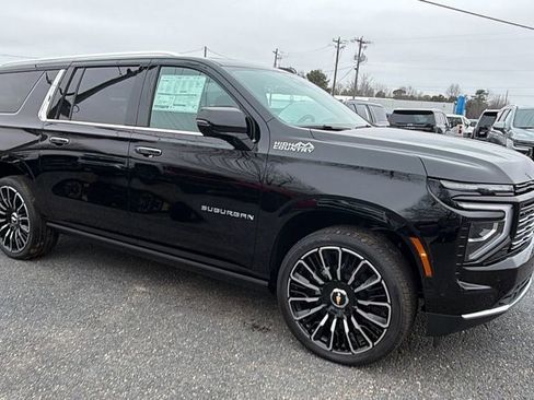 New 2026 Chevrolet Suburban High Country image 3