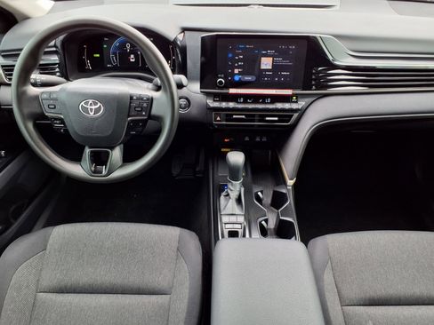 Used 2026 Toyota Camry LE FWD image 4