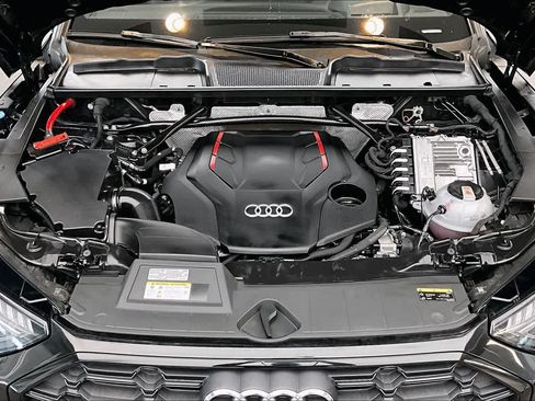 Used 2023 Audi SQ5 Prestige w/ Prestige Package AWD/4WD image 29