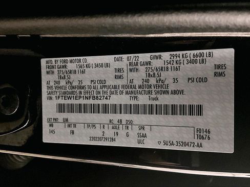 Certified 2022 Ford F150 XLT w/ Equipment Group 302A High image 33