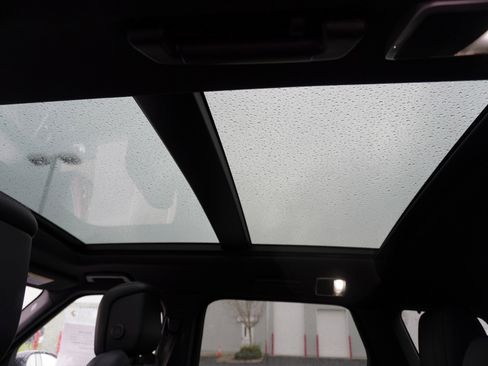 Used 2019 Land Rover Range Rover Sport HSE image 15