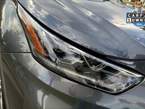 Used 2024 Toyota Highlander Platinum image 29
