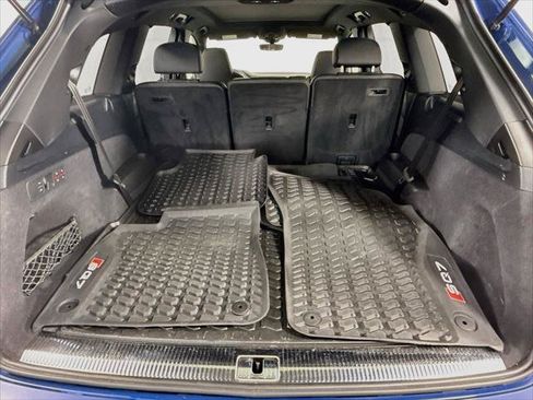 Certified 2025 Audi SQ7 Prestige AWD/4WD image 26