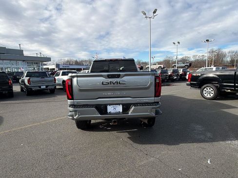 Used 2024 GMC Sierra 2500 Denali Ultimate w/ Snow Plow Prep/Camper Package image 6