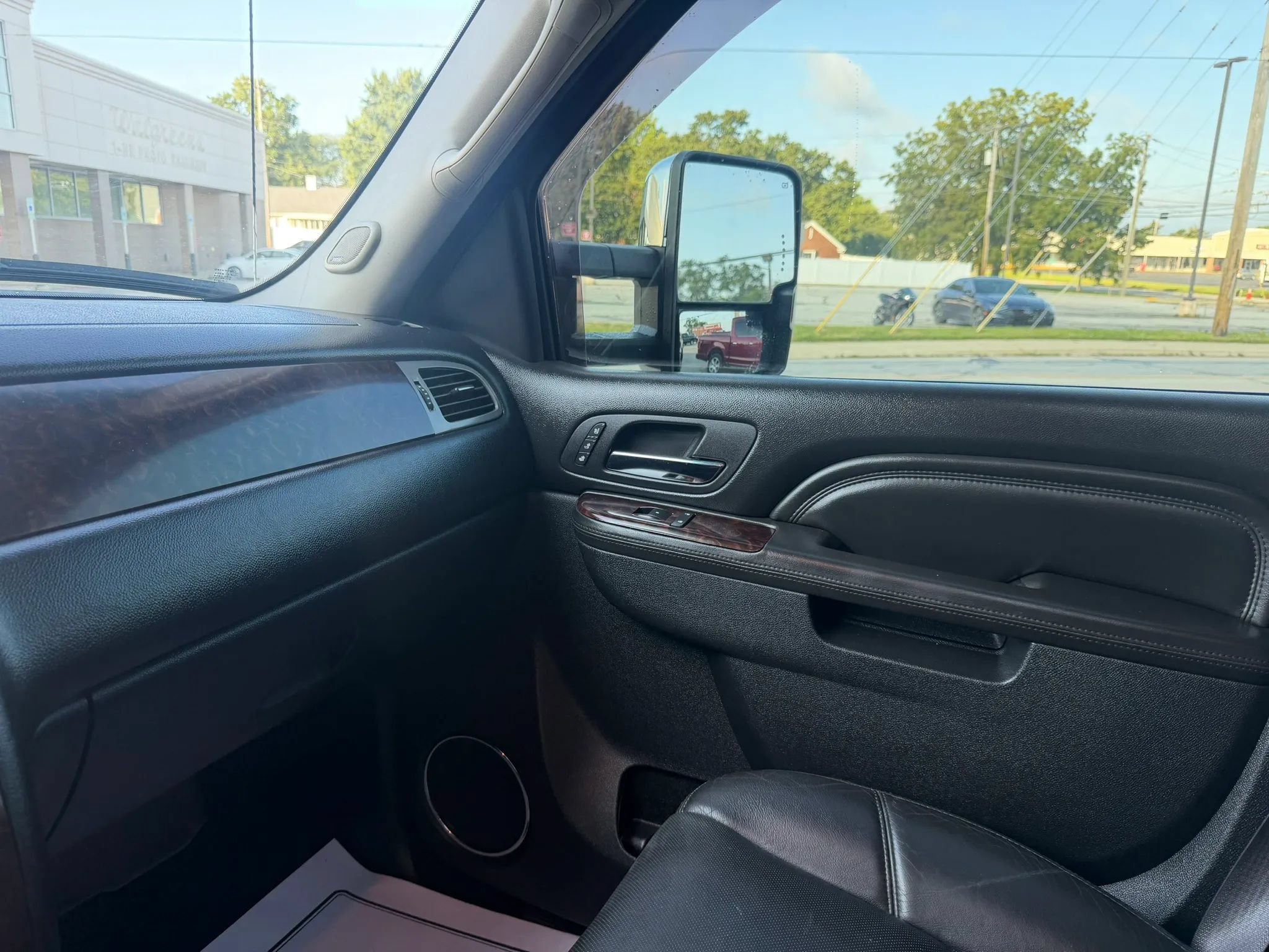Used 2014 GMC Sierra 2500 Denali AWD/4WD image 42