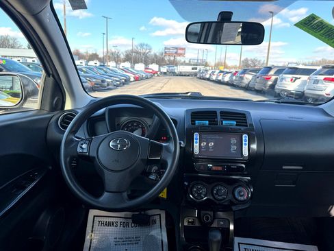 Used 2008 Scion xD image 16