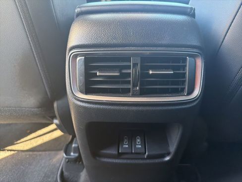 Used 2019 Honda CR-V Touring image 29