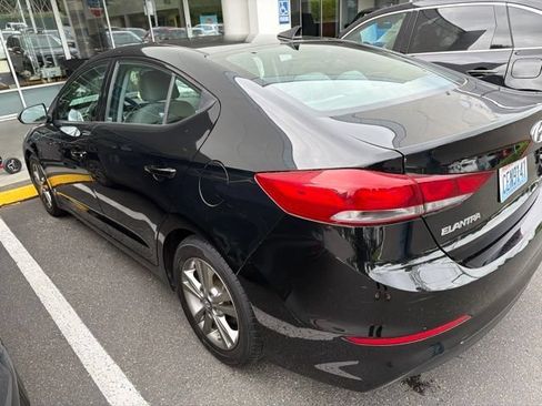 Used 2018 Hyundai Elantra SEL FWD image 4