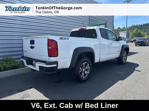 Used 2016 Chevrolet Colorado Z71 AWD/4WD image 3